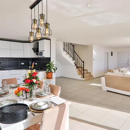 Seaview With Pool Vila Kalkan