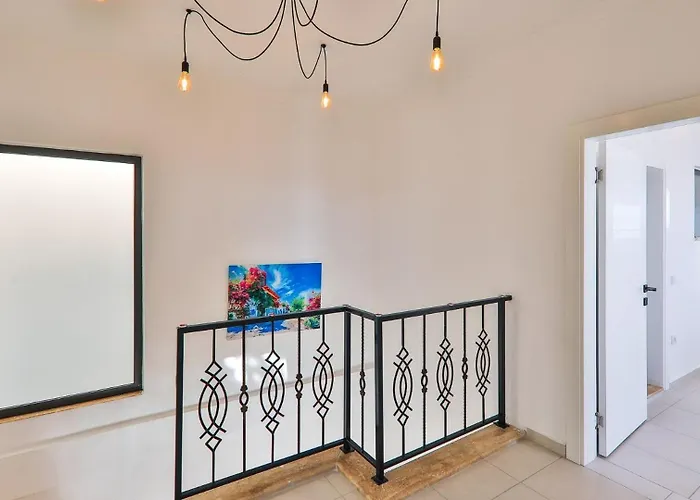 Seaview With Pool Βίλα