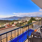 Seaview With Pool 빌라